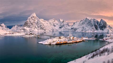 The Fascinating History Of Norways Lofoten Islands Worldakkam