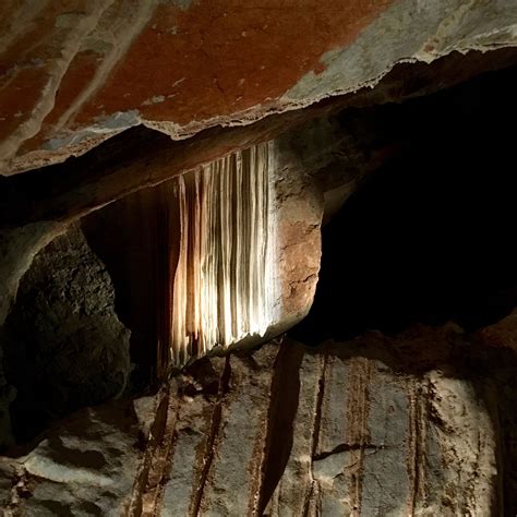 Blue Mountains Caving At Jenolan Caves Australia — Sick Girl Travels