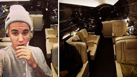 Justin Bieber Private Jet Poser He Doesn T Own It
