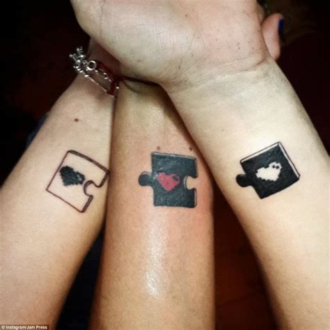 Bffs Show Off Their Incredible Matching Tattoos Daily Mail Online