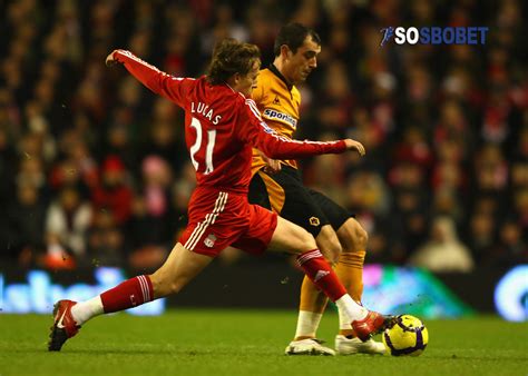 More match announcements, streams, schedules, standings and results of the premier league games and other championships. Prediksi Wolverhampton Wanderers Vs Liverpool Pukul 03.00 ...