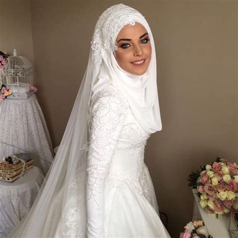 Mashallah Love This Veil Style Mabrouk To The Bride Styling By