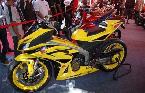 The price of honda wave dash 110 ranges in accordance with its modifications. Honda Wave Dash 110R Full Fairing Bodykit - MotoMalaya