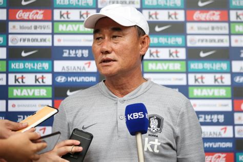 ✅ 어제 축구 경기를 늦게까지 봐서 오늘 늦잠 잤어요. 김학범호, '히딩크 경질'중국-이란-우즈벡과 올림픽 예선 죽음의 조