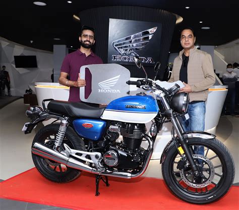 Honda Hness Cb350 Deliveries In India Begin