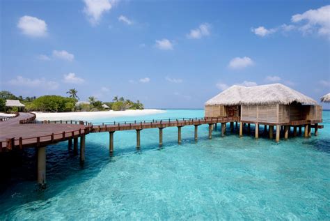 Iruveli A Serene Beach House In Maldives Architecture And Design