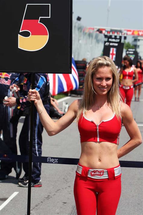 Amazing Women On The F Race Track Pit Babes Grid Girls F Grid