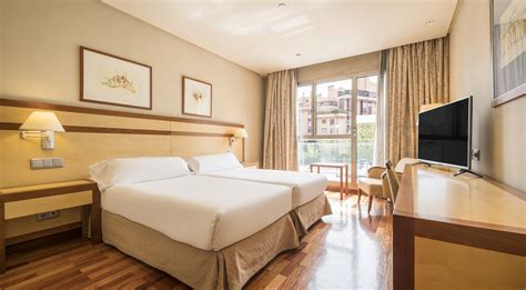 Simple Science: How to Make a Volcano with Kids