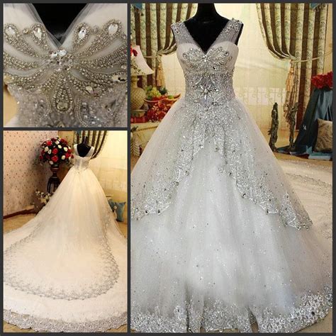 Discount Luxury Rhinestone Wedding Dresses Bling Bling Beaded Crystal V