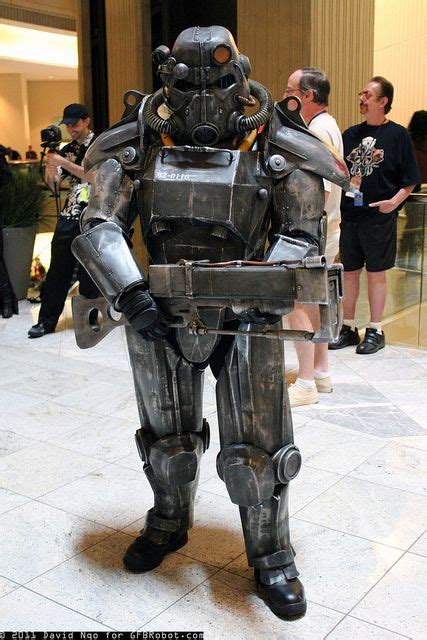 Pin By Johnny Yuen On Cosplay Fallout Power Armor Power Armor