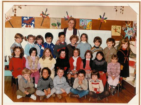Photo De Classe Maternelle De Lecole Des Rochers De 1983 Ecole Les