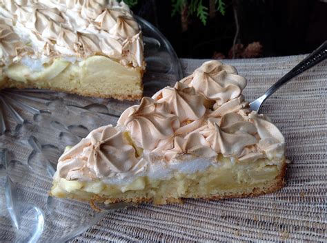 Apfel baiser kuchen habe einige bilder, die sich darauf beziehen einander. Apfel-Marzipan-Kuchen mit Baiser - Aus meinem Kuchen und ...