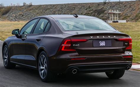 The volvo s60 is a compact executive car manufactured and marketed by volvo since 2000 and began in its third generation in the 2019 model year. Novo Volvo S60 2020: fotos, preços e detalhes - Brasil