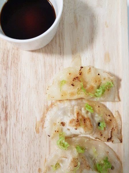 Find vegan friendly food that you can buy at your local australian supermarkets such as woolworths or coles. Chicken Dumplings (Gyoza) | Recipes | Deagon Bulk Meats