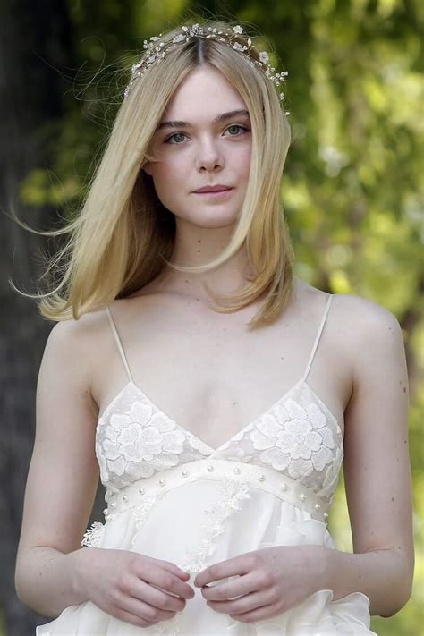 61 Sexy Elle Fanning Boobs Pictures Will Make Your Hands