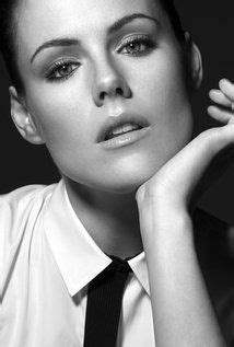 Kathleen Robertson Ideas Kathleen Robertson Kathleen Robertson