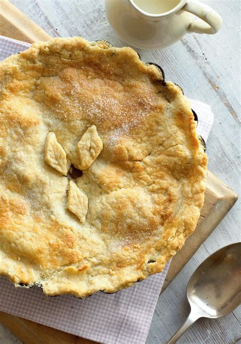 I love mary berry and these recipes are delicious! Classic Apple Pie | Recipe | Mary berry, Apple pie recipes ...