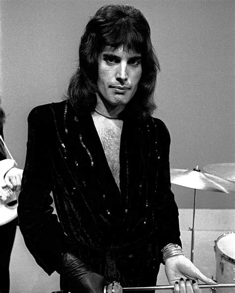 Freddie mercury, biography, news, photos. Queen Photos | Queen, Music, Freddie Mercury, Brian May, Roger Taylor, John Deacon, Photos, Rare ...