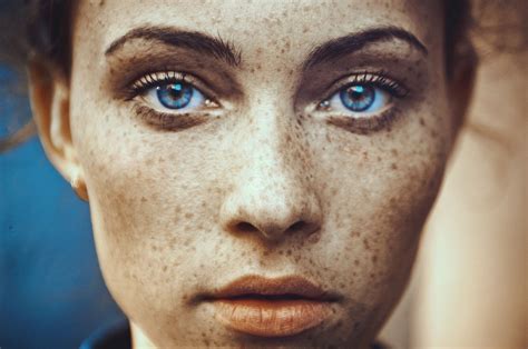 Fondos De Pantalla Cara Mujer Modelo Ojos Azules Morena
