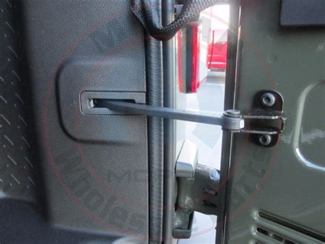 Jeep Wrangler Tailgate Retaining Strap New Oem Mopar Ebay