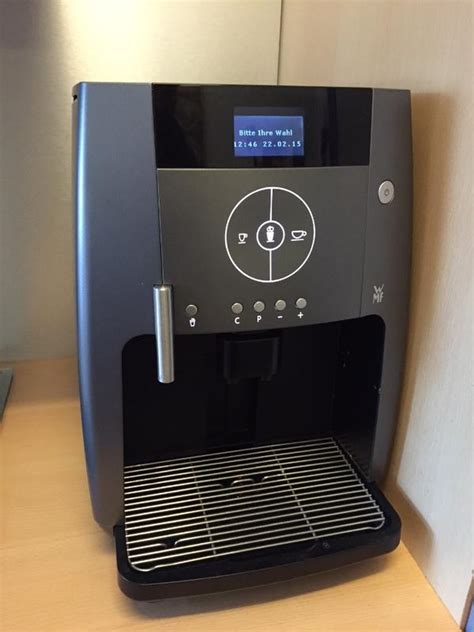 Willkommen bei unserem wmf kaffeevollautomat test / vergleich. WMF Kaffeevollautomat 450 touch titan in Mannheim - Kaffee ...