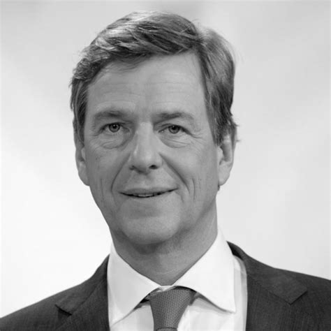 Claus kleber — attending barack obama s speech at the victory column in berlin (july 2008) claus kleber (born september 2, 1955 in reutlingen, germany) is a german journalist. Claus Kleber - Harvard GAC e.V.