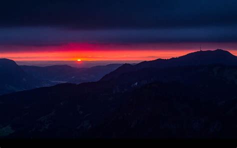 Amazing Mountain Sunset Wallpaper By Jonathan Besler From