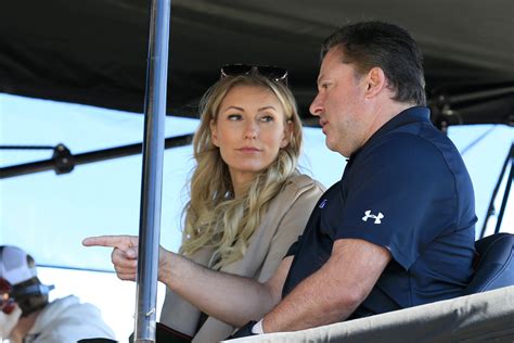 Tony Stewart Says That Racing With His Wife Is His New Weekend Priority Article Sports
