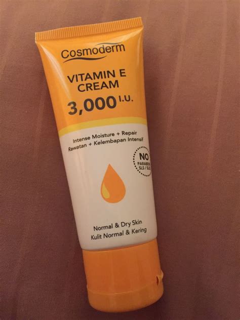 Works in synergy with vitamin c. Cosmoderm Vitamin E Cream 3000 I.U reviews