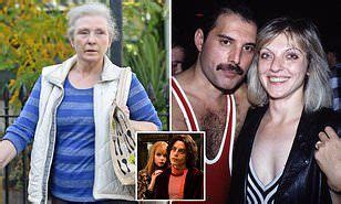 • • ★ ★ #freddiemercury no matter how ill freddie felt, he never grumbled to anyone or sought sympathy of any kind. The £40m Freddie Mercury prize Superstar's ex-fiancee set for a huge windfall (With images ...