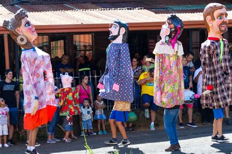 Las 31 Costumbres Y Tradiciones De Costa Rica Más Populares