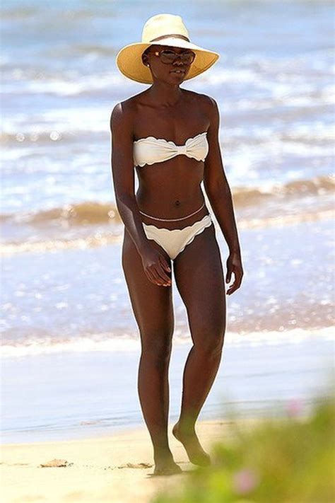 Lupita Nyong O Bares It All In A Bikini 6 Pics