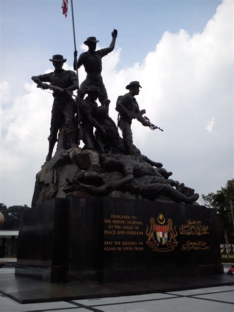 Tugu negara, malaysia's national monument and the world's largest bronze sculpture. Tugu Negara at Kuala Lumpur, Malaysia | Statue of liberty ...