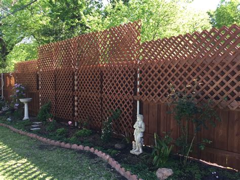 Lattice On Fence Outdoor Privacy Backyard Privacy Backyard Fences