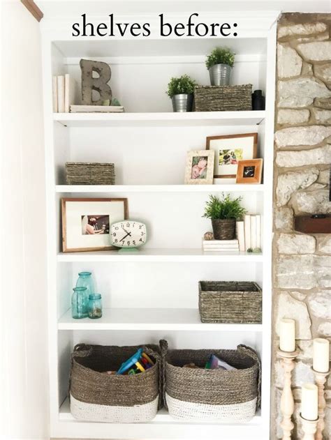 20 Decorating Living Room Shelves