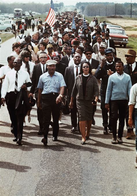 King Leading March In Mississippi Martin Luther King Jr Pictures