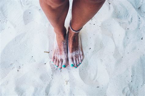 The Mindful Benefits Of Walking Barefoot Spafinder
