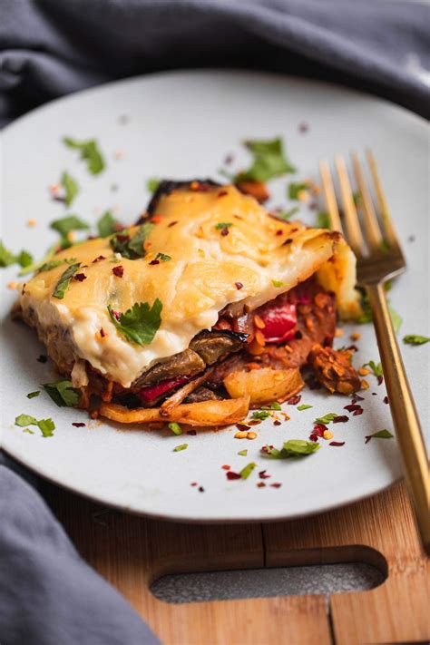 This vegan moussaka consists of three layers: Vegan Moussaka With Lentils | Earth of Maria