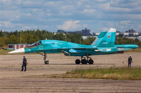 Sukhoi Su 34 At Zhukovsky Military Airfield Aircraft News And Galleries