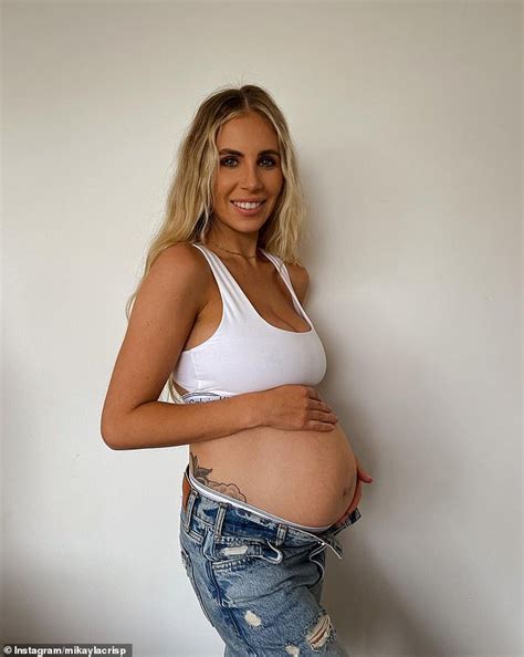Afl Star Jack Crisp And Wife Mikayla Announce They Re Expecting Their