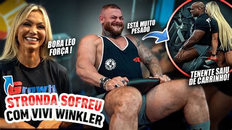 Vivi Winkler Esmagou Leo Stronda E Tenente Eusebio Na Area Youtube