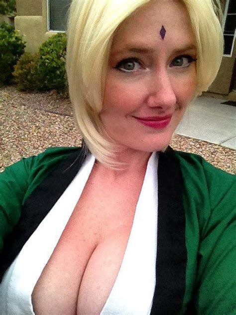 Pin On Cosplay Cleavage