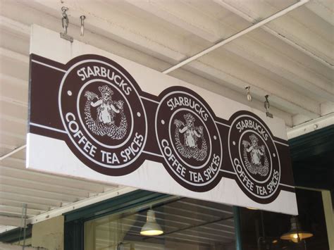 The 8 Best Things to Eat at Pike Place Market | Pike place market, Pike