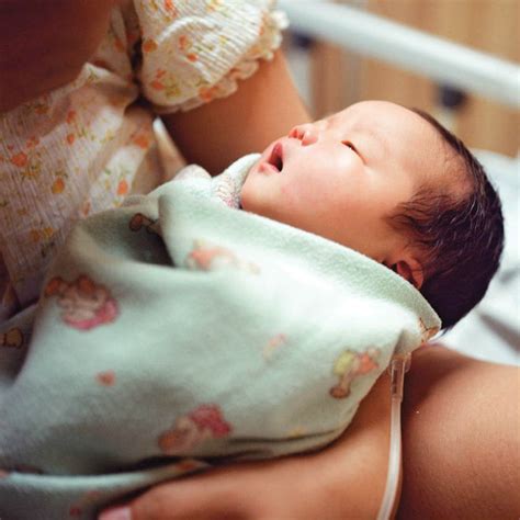 The Benefits And Risks Of Delayed Umbilical Cord Clamping