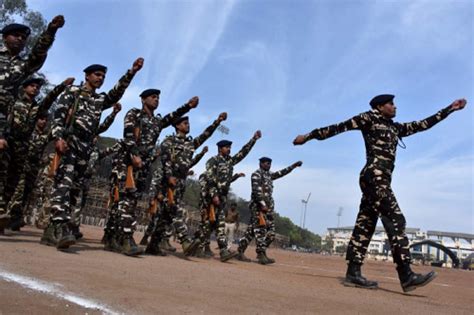 Applications are invited to fill group. CRPF Head Constable Recruitment 2020: How to apply for ...