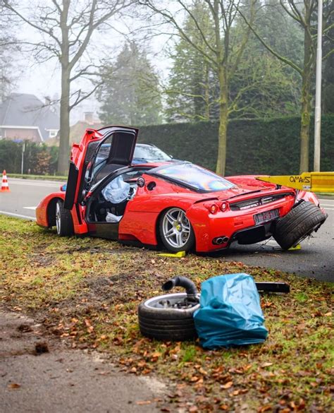 Crashed Ferrari Enzo In The Netherlands Rthatlookedexpensive