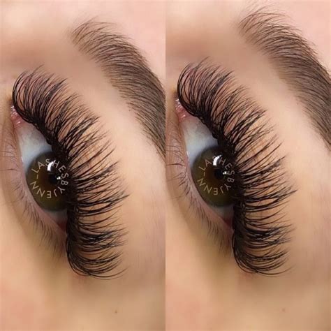 Hybrid Lashes 2023 The Most Popular Lash Extensions Style