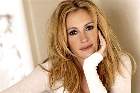 Was Julia Roberts Ever Considered Attractive AR15 COM
