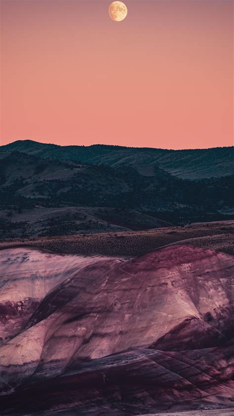 1080x1920 Moon Rising Over The Painted Hills 4k Iphone 76s6 Plus