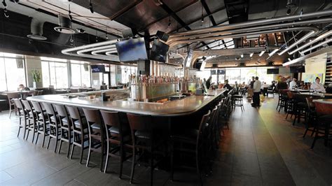 Yard House Brings Beer Rock N Roll To Darden Restaurants Orlando